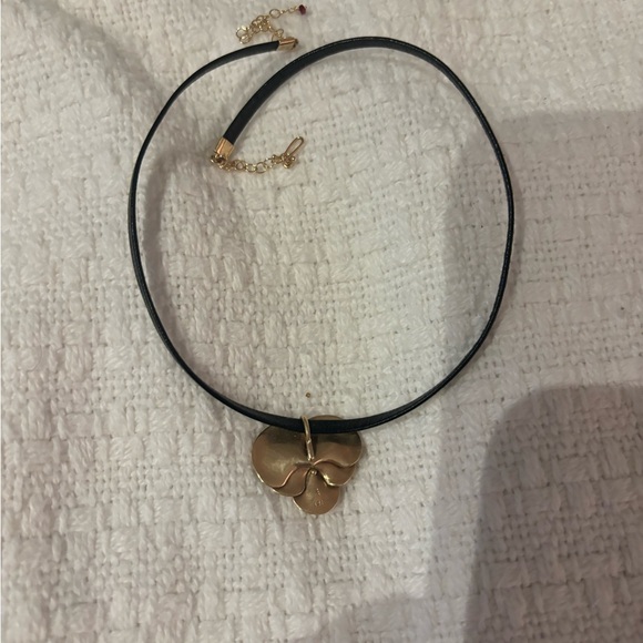 Annette Ferdinandsen Choker - Picture 4 of 5